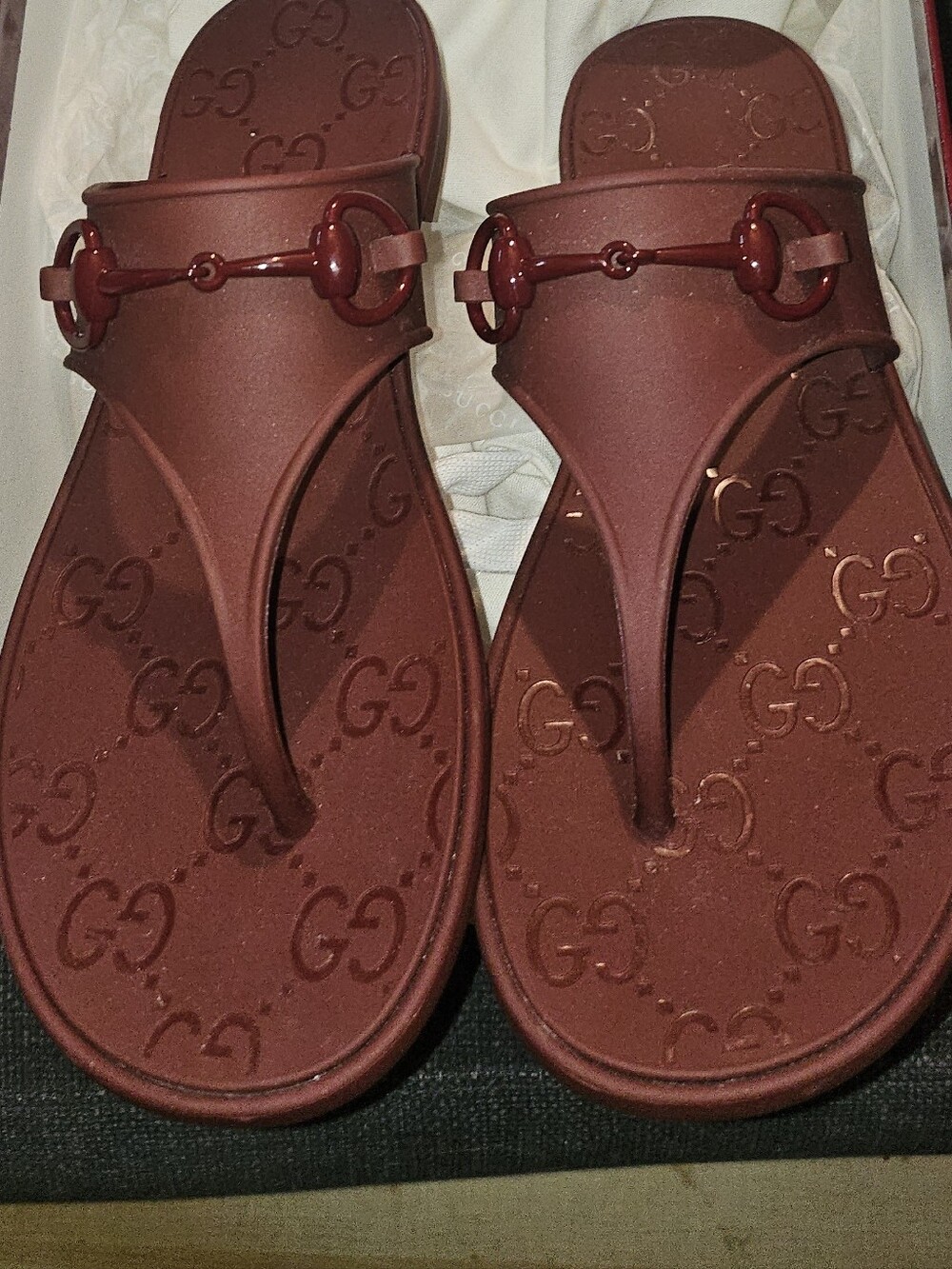 Authentic GUCCI Rubber Thong Sandal Sz 6